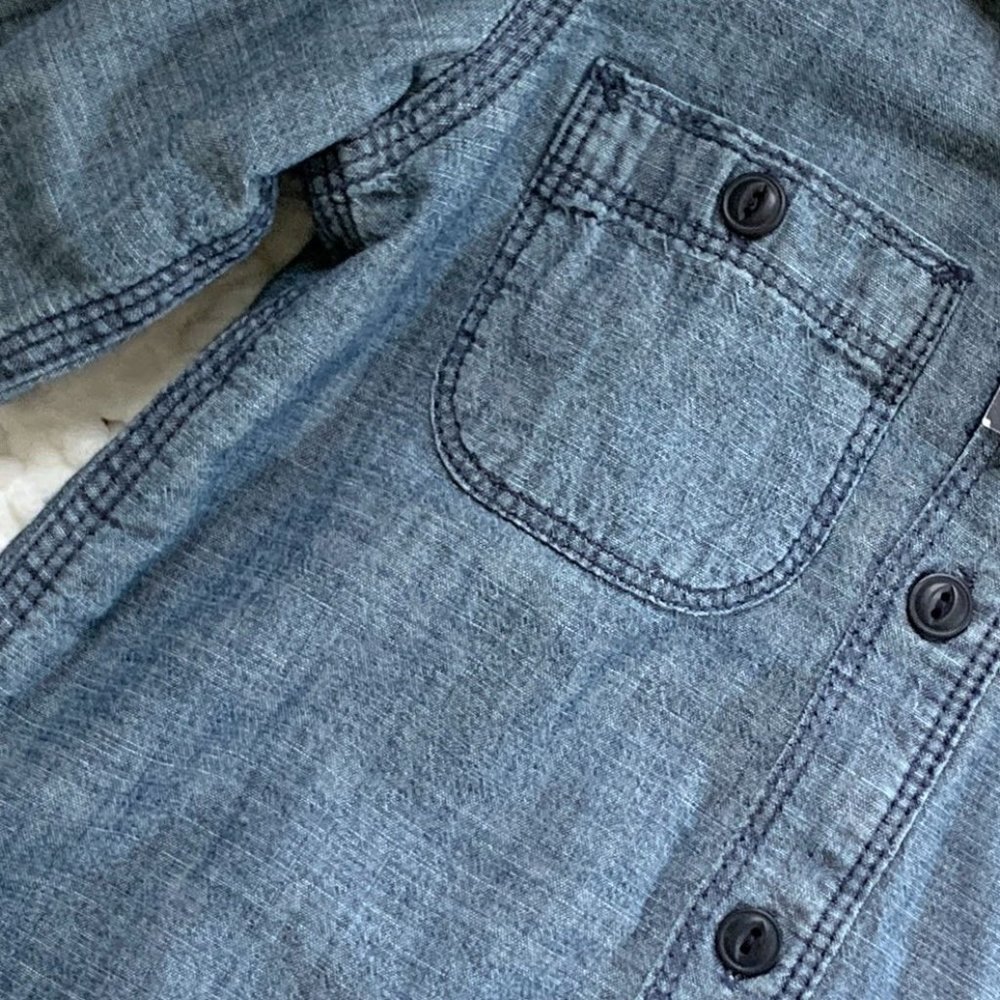 NWT Boys GAP Denim Jersey Button Shirt (Blue) 2T - Picture 6 of 7